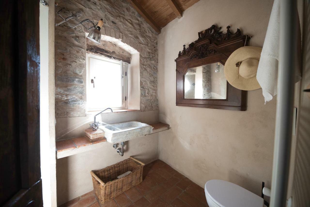 Casale Amati Country House Ortonovo Exterior foto
