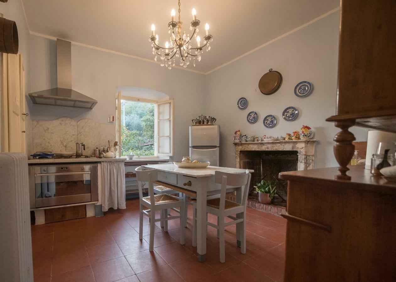 Casale Amati Country House Ortonovo Exterior foto